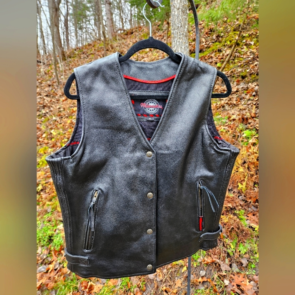Milwaukee Motorcycle Clothing Co Black Genuine Leather Vest Women's?